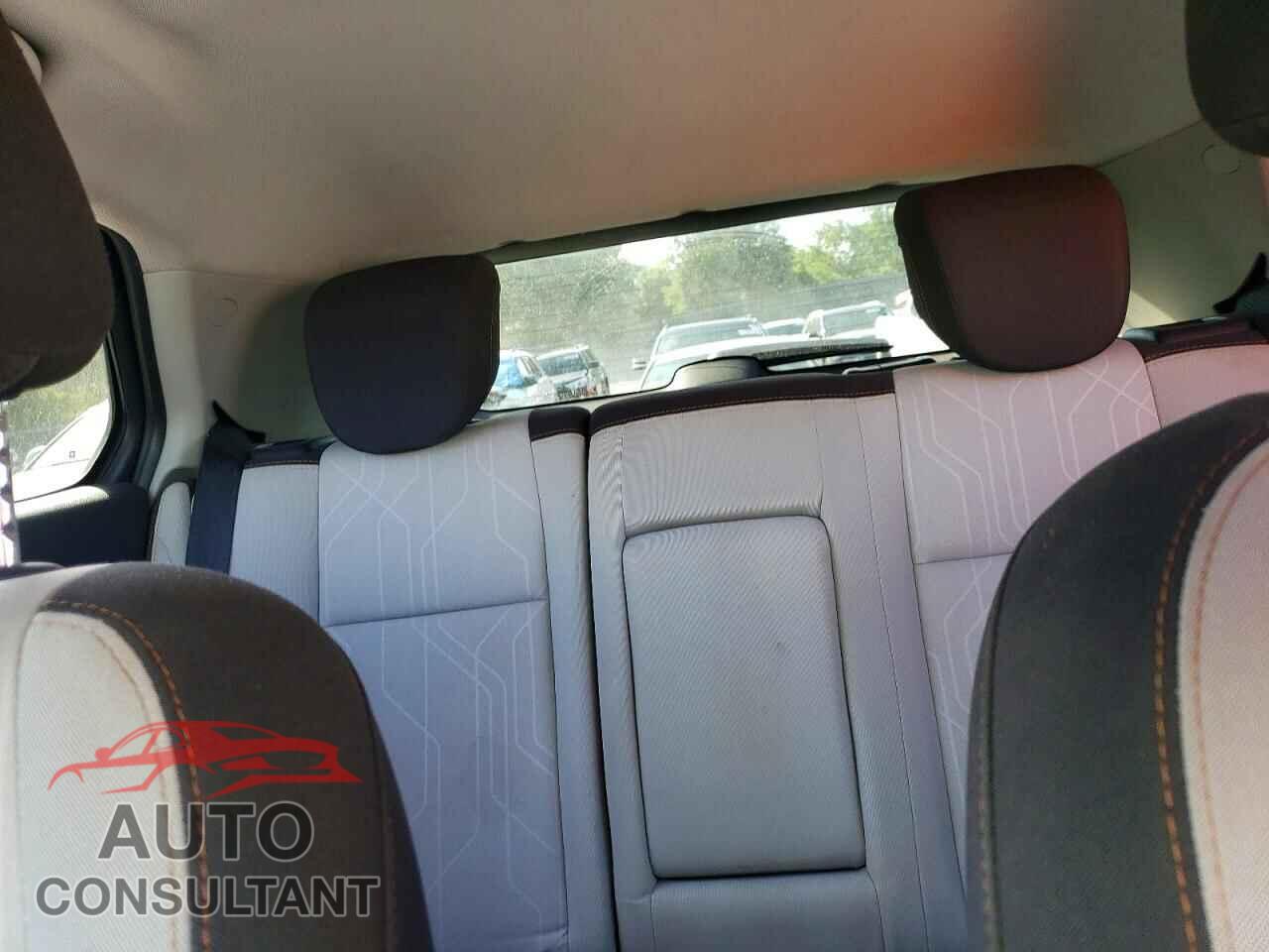 CHEVROLET TRAX 2017 - 3GNCJPSB3HL145296