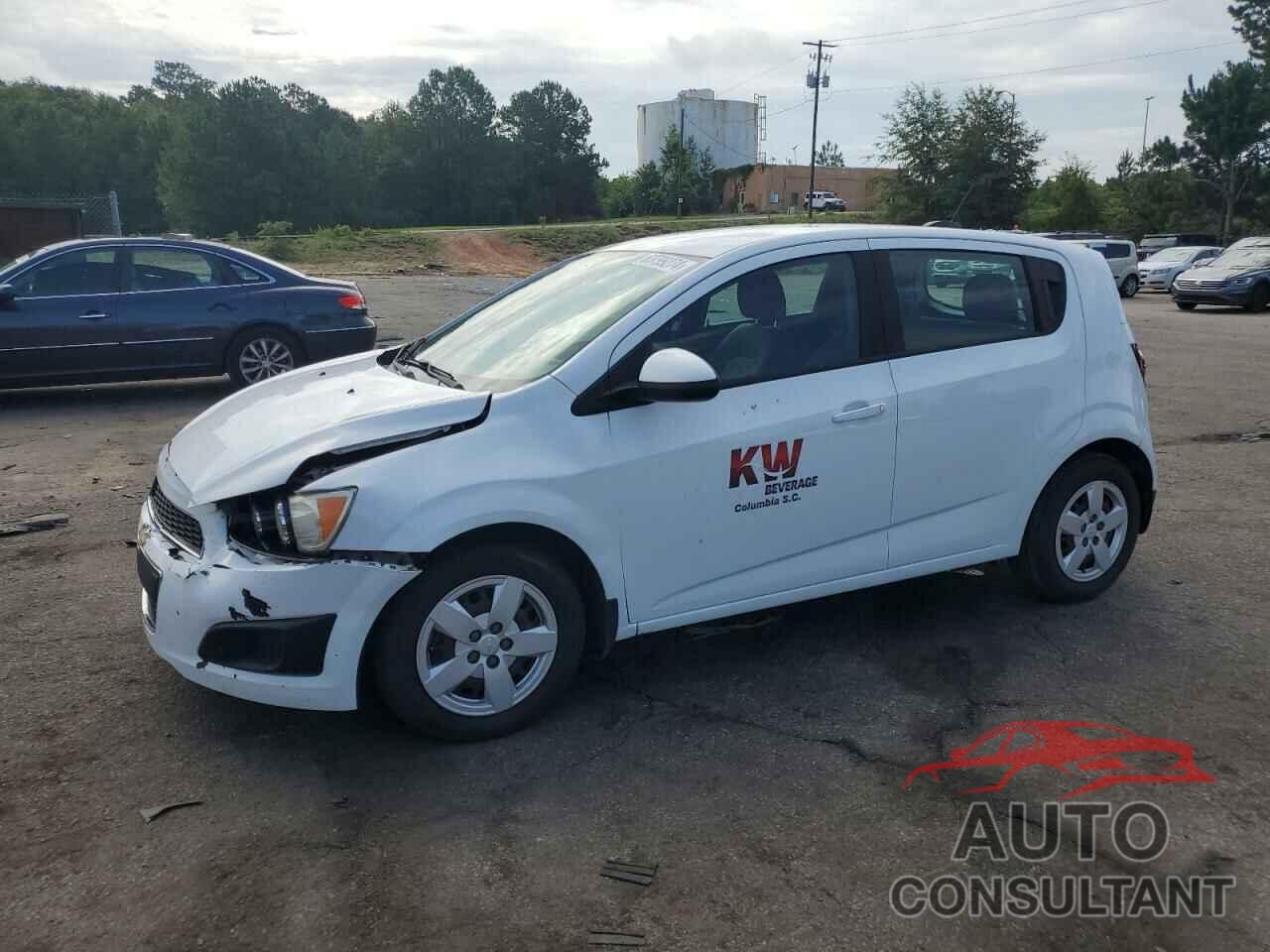 CHEVROLET SONIC 2015 - 1G1JA6SH6F4163933