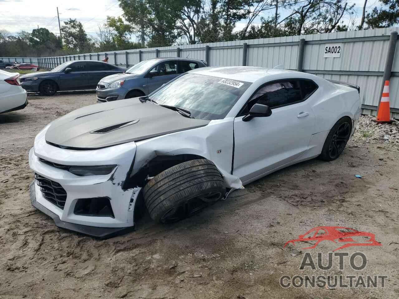 CHEVROLET CAMARO 2018 - 1G1FE1R72J0168945