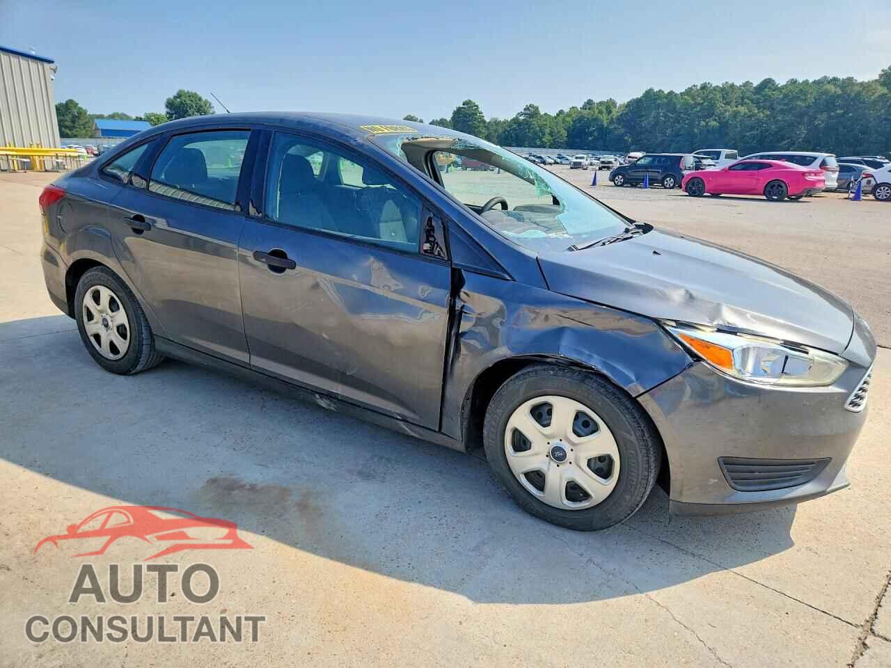 FORD FOCUS 2017 - 1FADP3E26HL251808