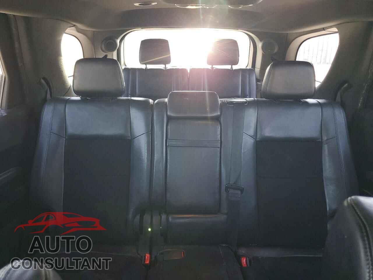 DODGE DURANGO 2018 - 1C4RDJDG0JC176586