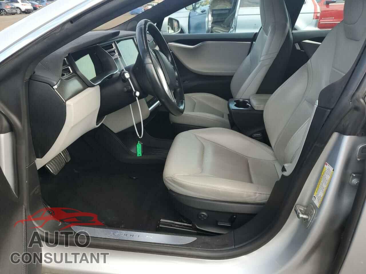 TESLA MODEL S 2015 - 5YJSA1H41FF083001