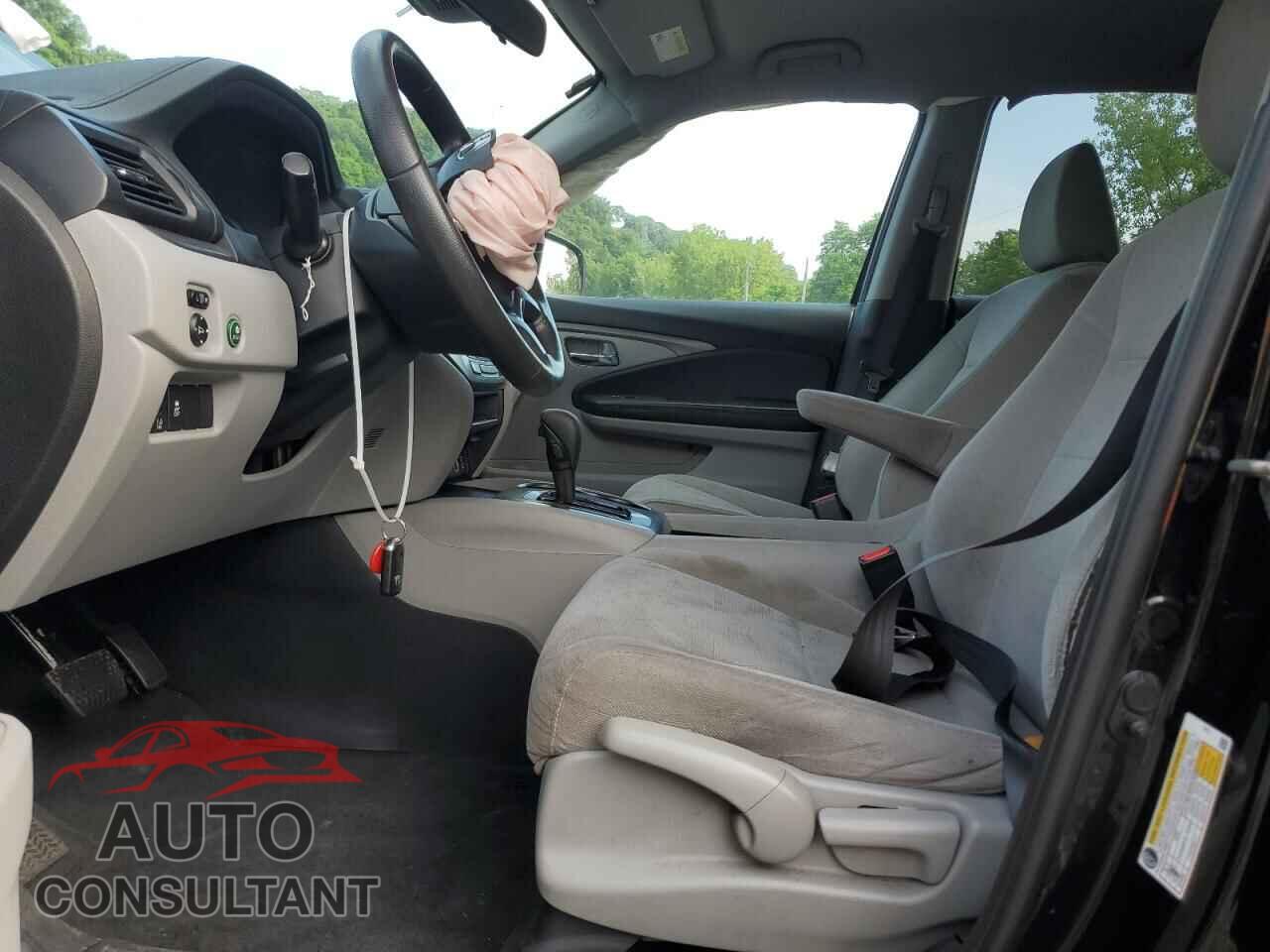 HONDA PILOT 2020 - 5FNYF6H17LB024111