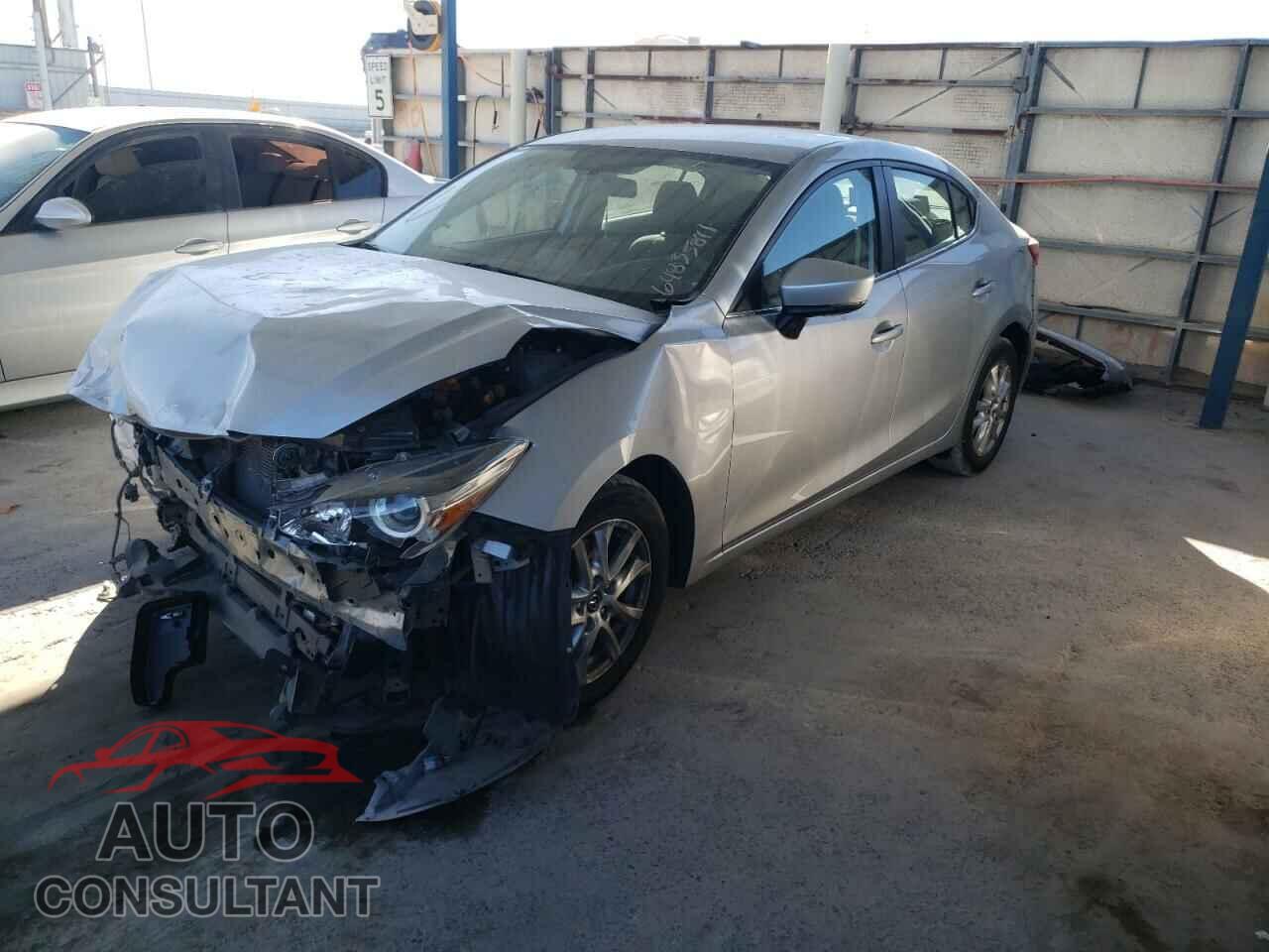 MAZDA 3 2017 - 3MZBN1U79HM100627