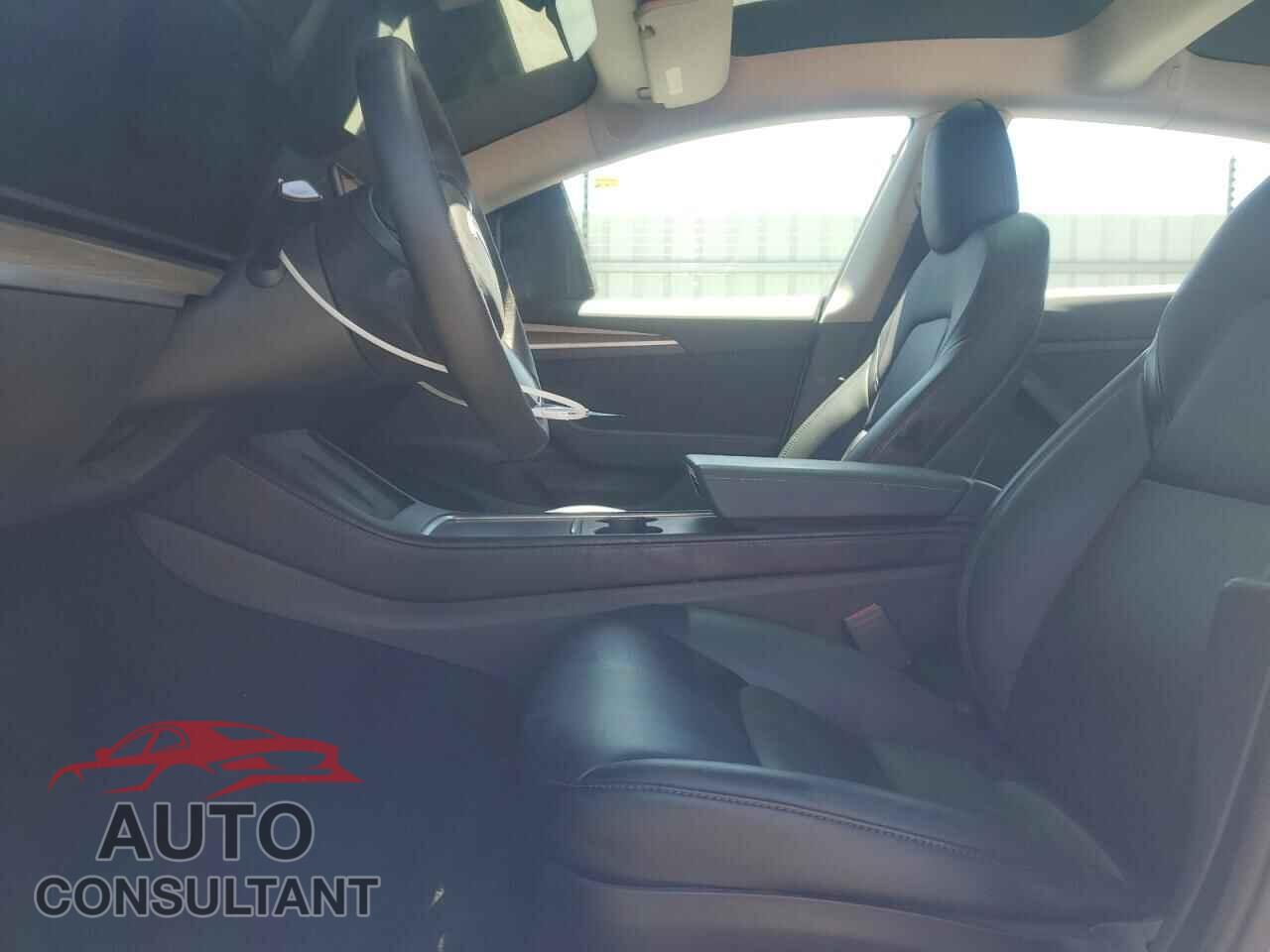 TESLA MODEL 3 2022 - 5YJ3E1EB7NF246714