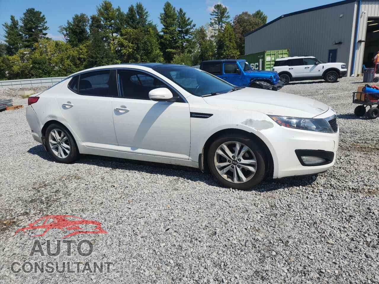 KIA OPTIMA 2011 - KNAGN4A71B5058723