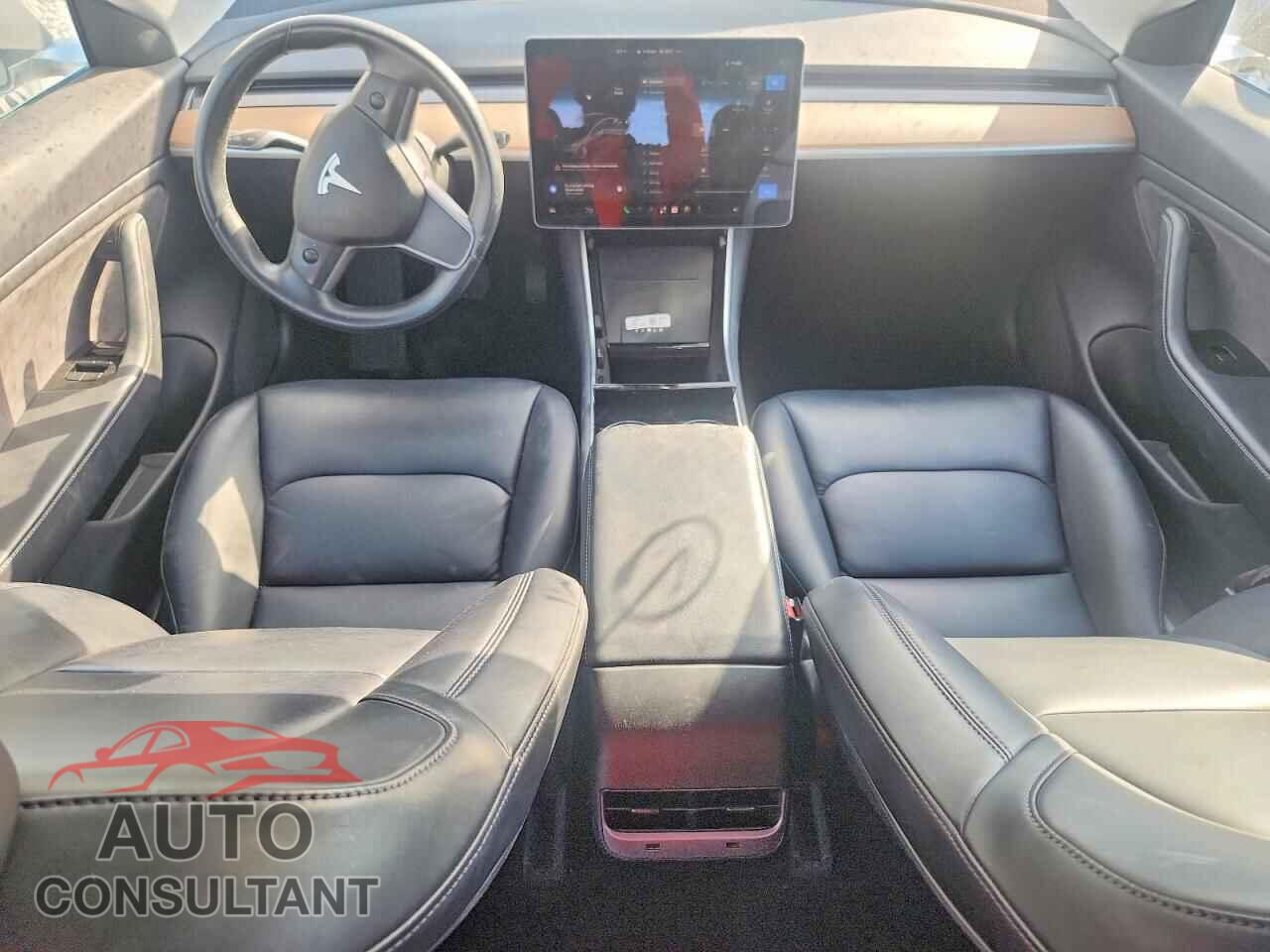 TESLA MODEL 3 2018 - 5YJ3E1EA5JF024013
