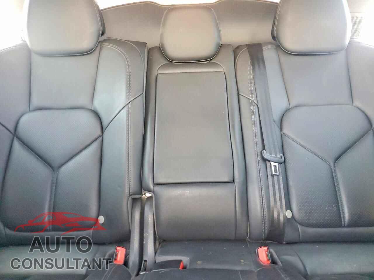 PORSCHE CAYENNE 2013 - WP1AA2A24DLA10790