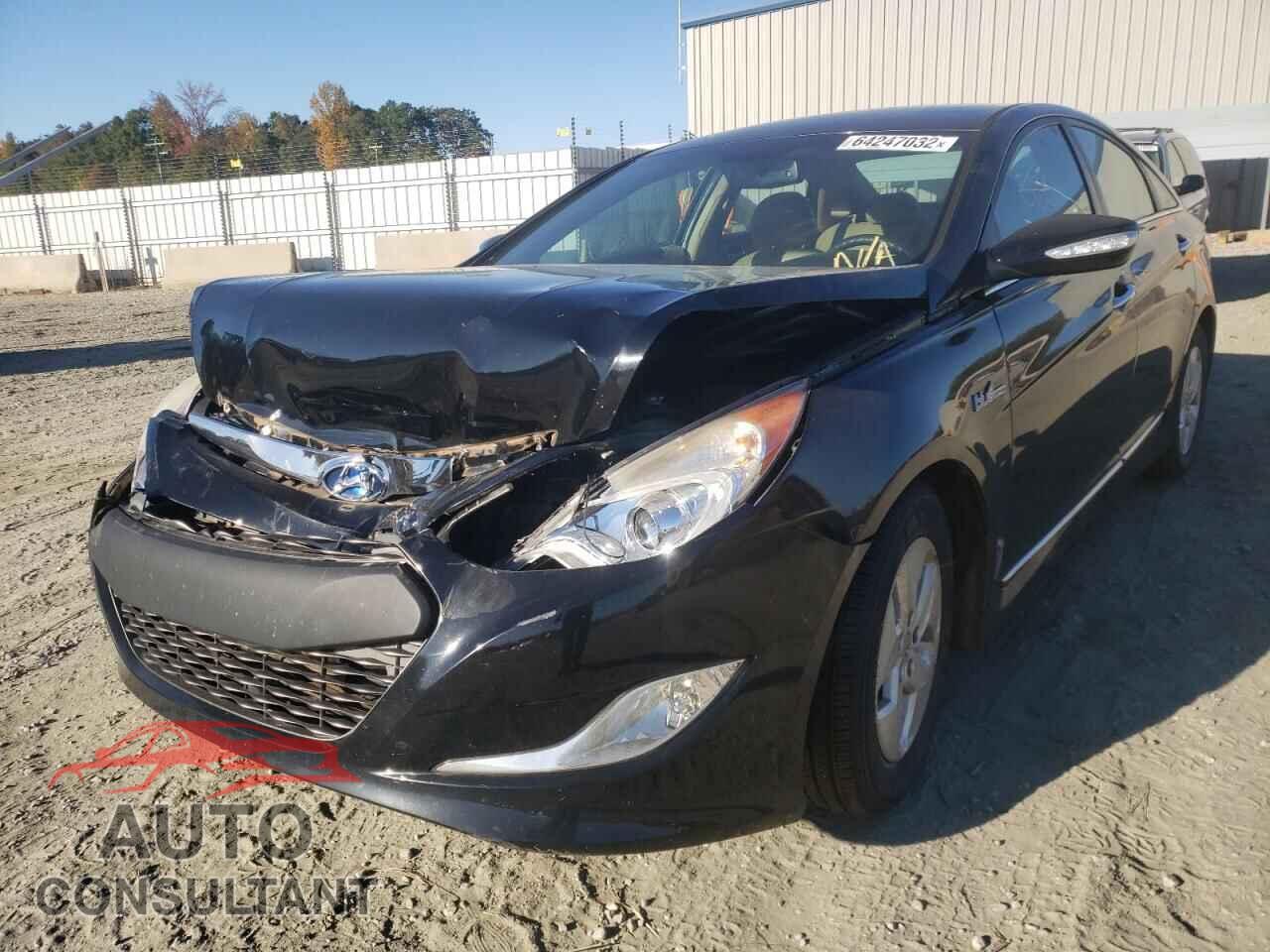 HYUNDAI SONATA 2012 - KMHEC4A46CA060476