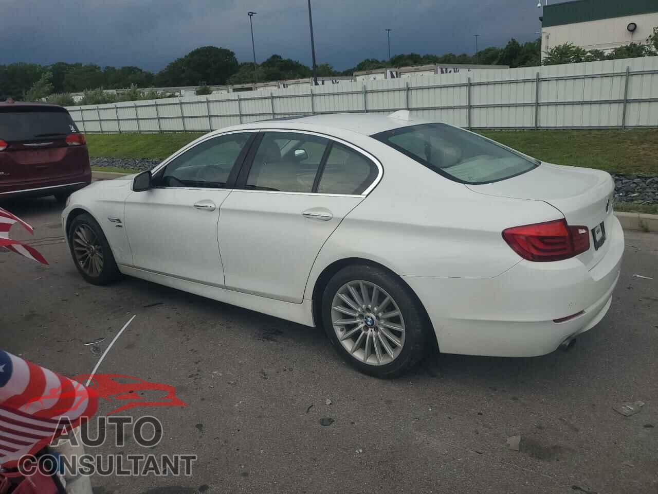 BMW 5 SERIES 2012 - WBAFU7C51CDU62172