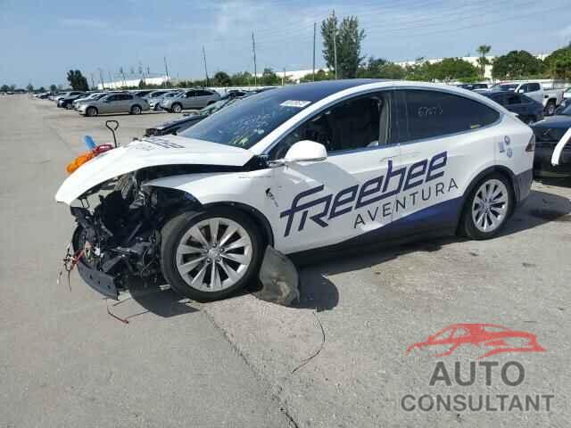 TESLA MODEL X 2018 - 5YJXCAE24JF112745