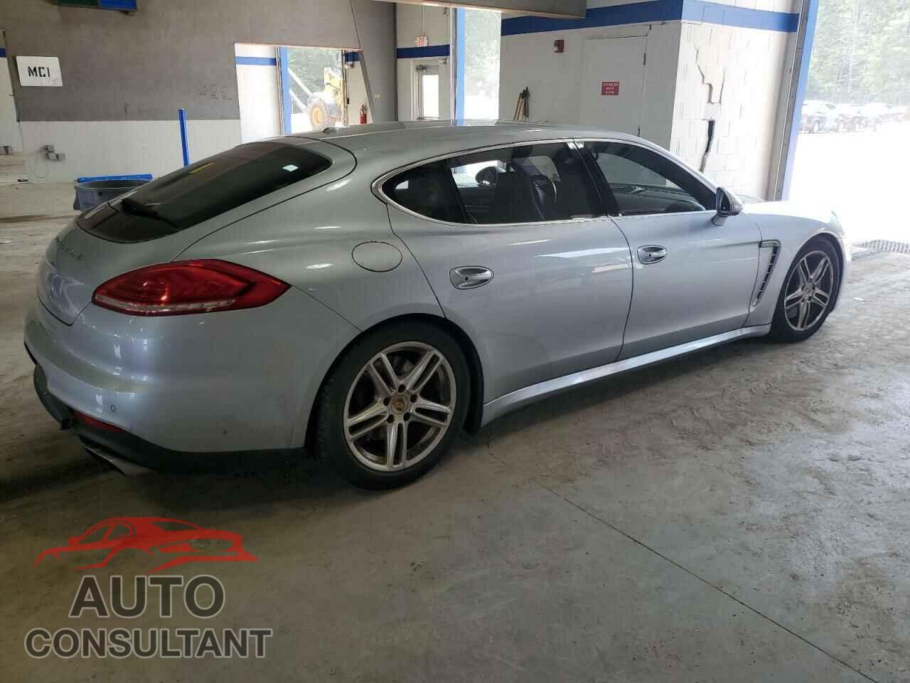 PORSCHE PANAMERA 2016 - WP0BC2A73GL075128