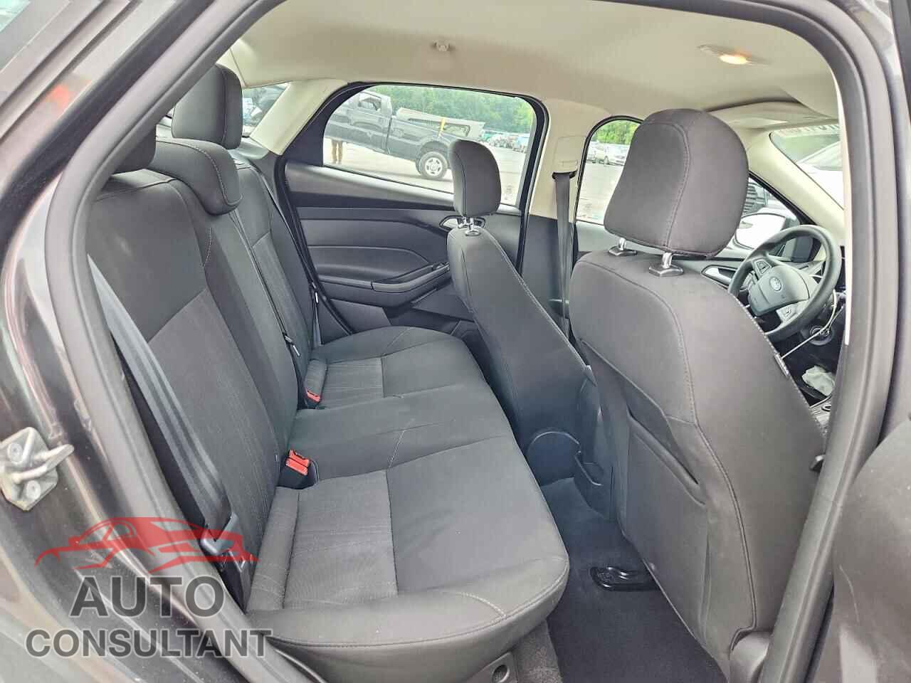 FORD FOCUS 2017 - 1FADP3F2XHL326542