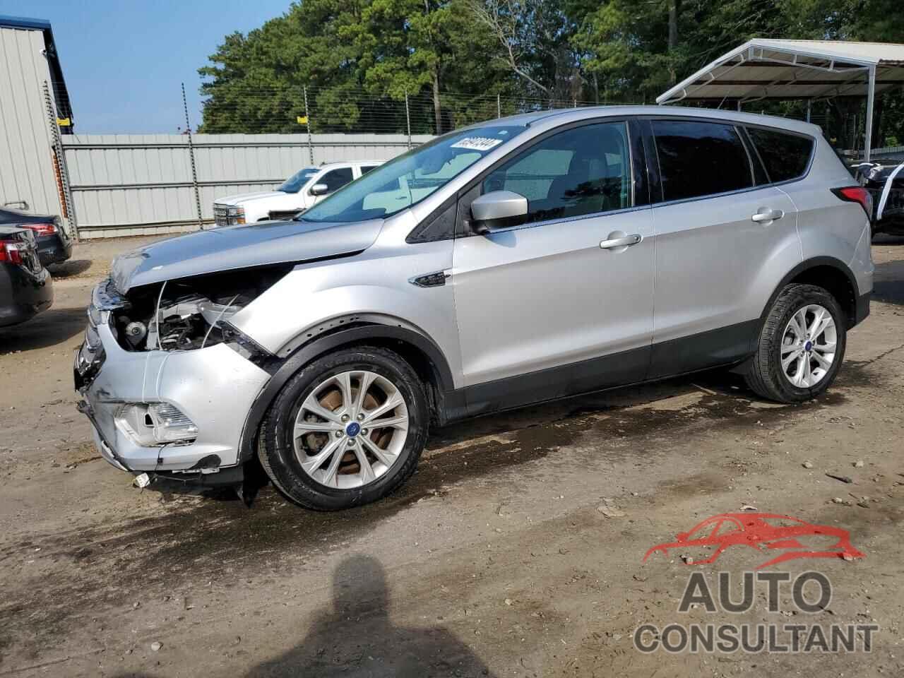 FORD ESCAPE 2017 - 1FMCU0GD5HUE45618