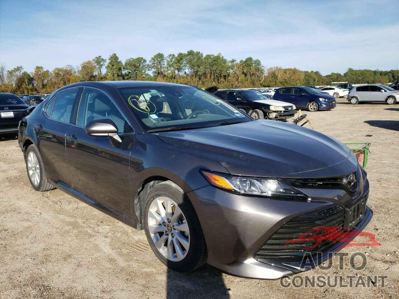 TOYOTA CAMRY 2020 - 4T1C11AKXLU977610