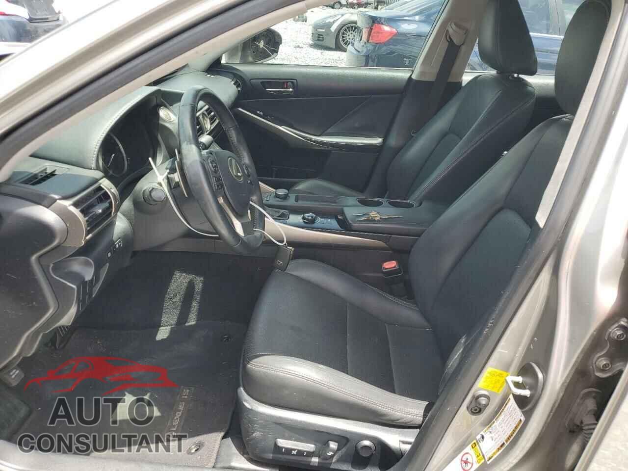 LEXUS IS 2014 - JTHBF1D21E5043554