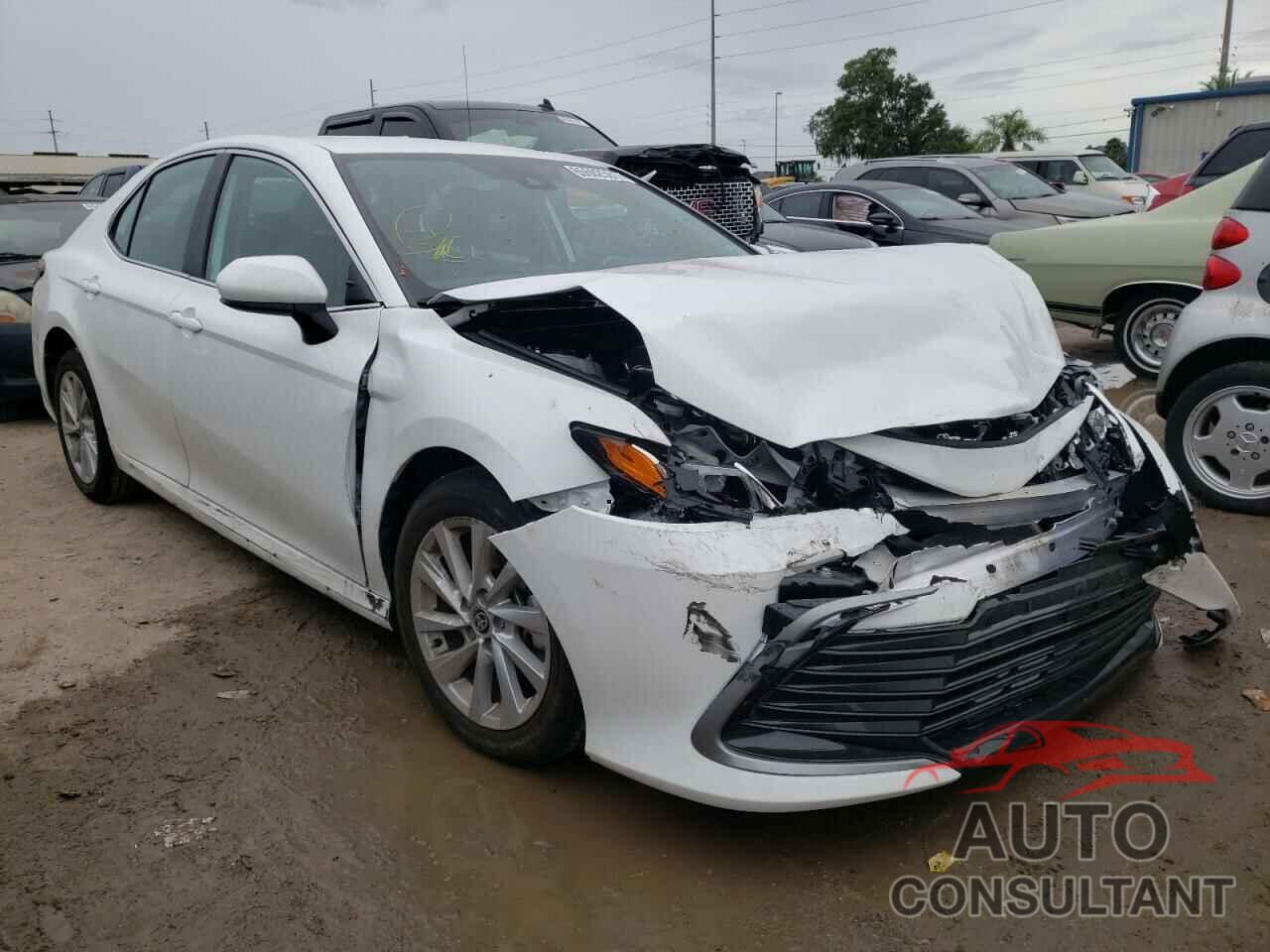 TOYOTA CAMRY 2021 - 4T1C11AK5MU598550