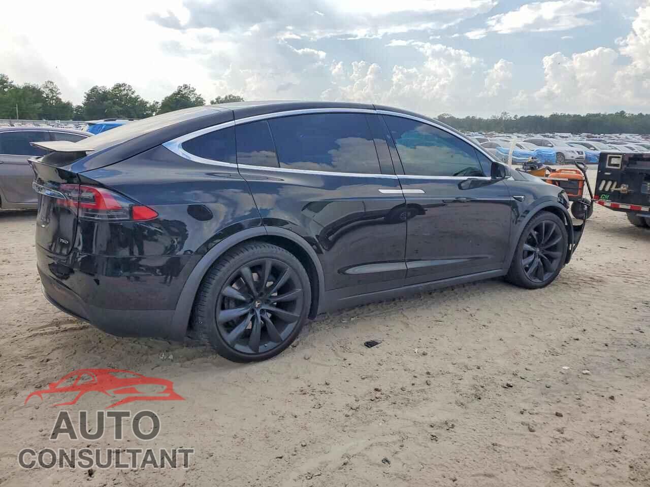 TESLA MODEL X 2017 - 5YJXCDE28HF031081