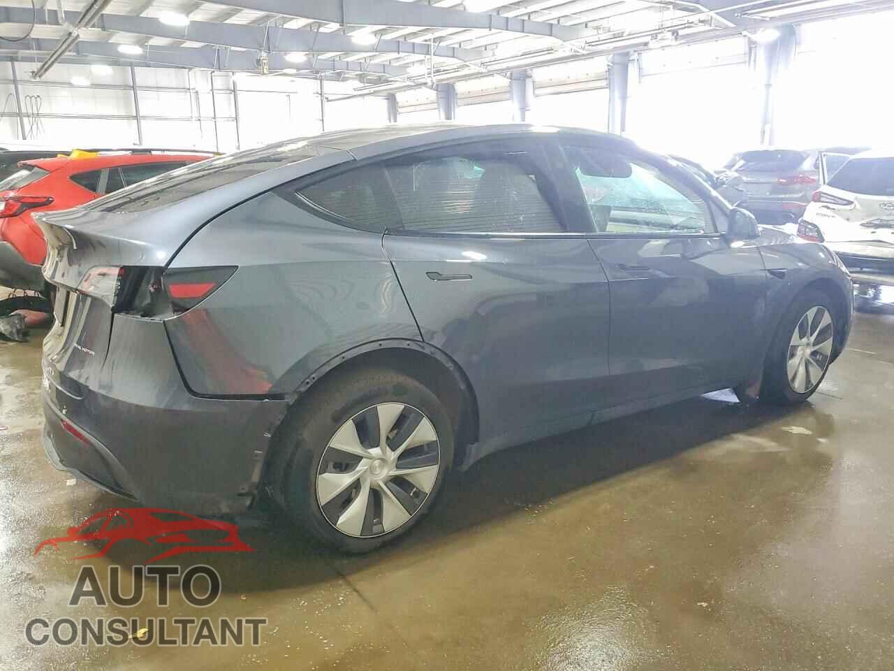 TESLA MODEL Y 2023 - 7SAYGDEE6PF876645