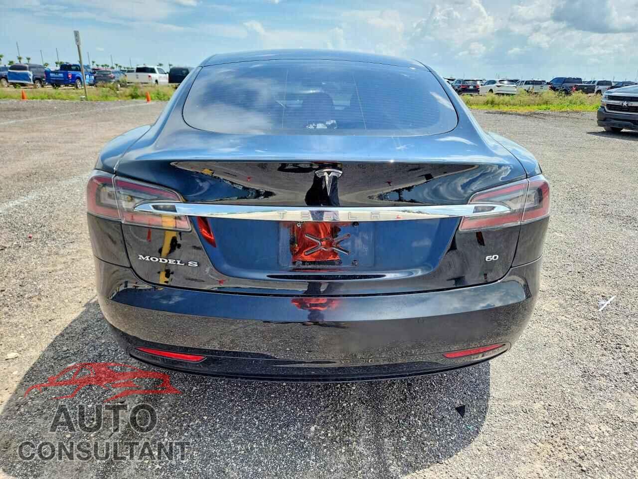 TESLA MODEL S 2017 - 5YJSA1E13HF184585