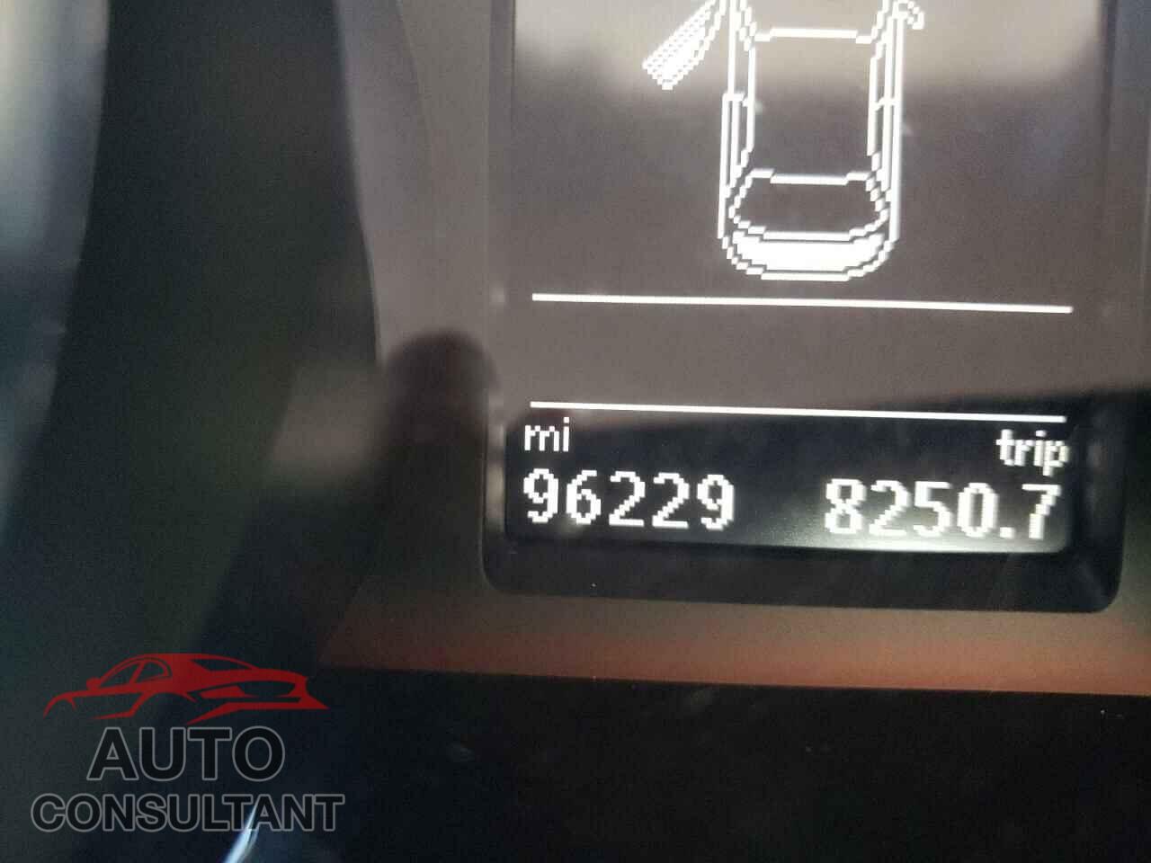 VOLKSWAGEN PASSAT 2017 - 1VWAT7A36HC045335