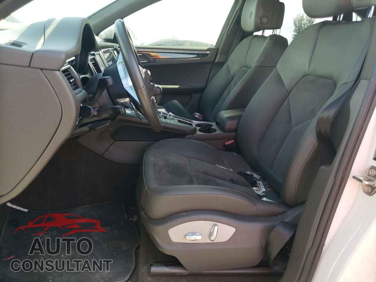 PORSCHE MACAN 2016 - WP1AB2A57GLB50019