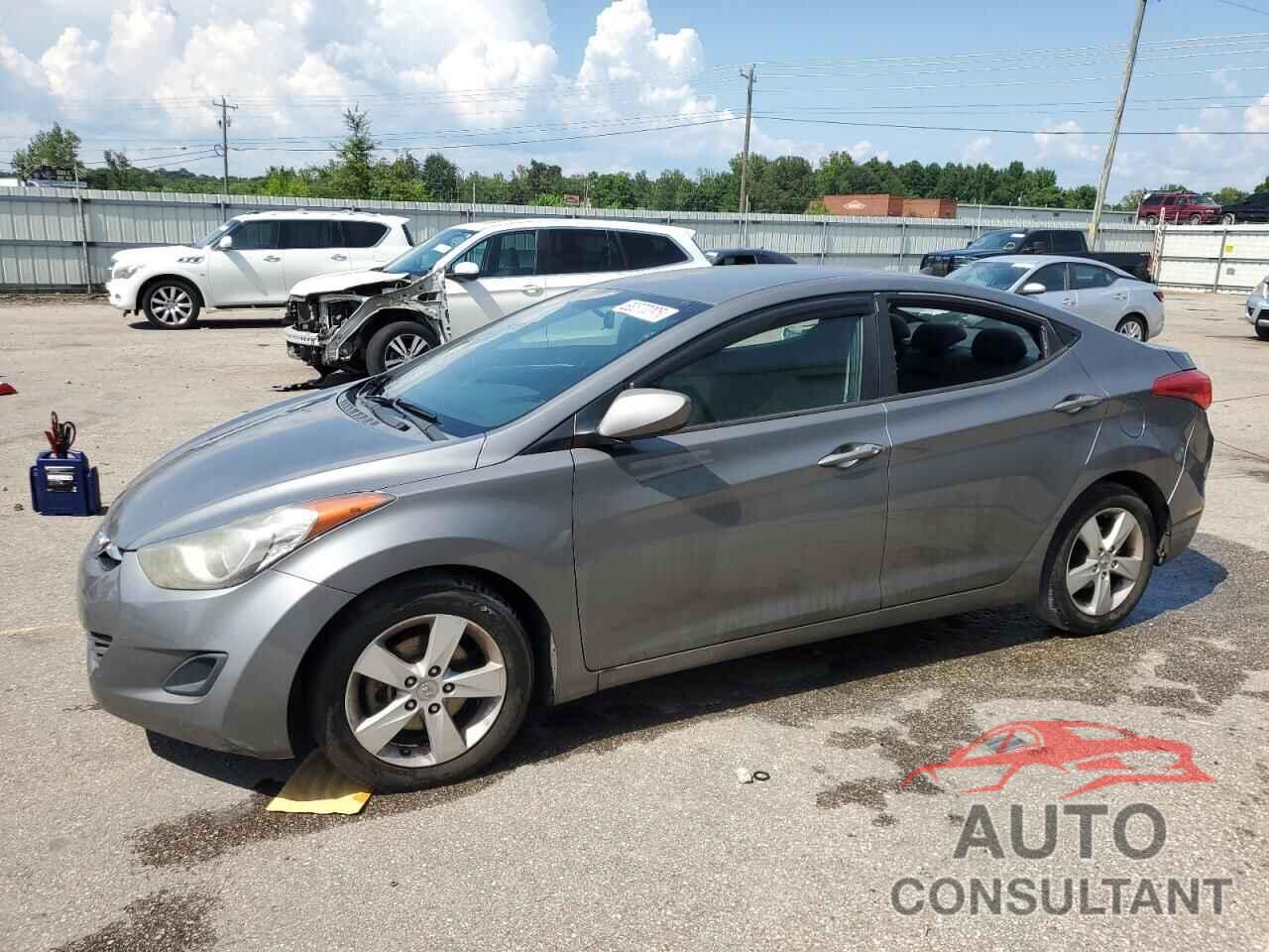 HYUNDAI ELANTRA 2013 - 5NPDH4AE8DH396215