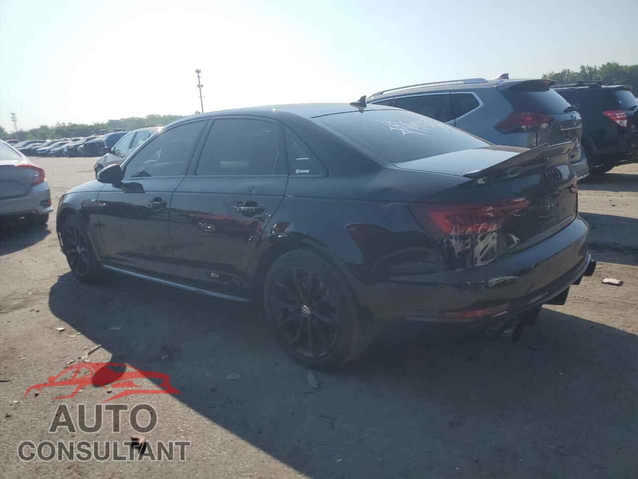 AUDI A4 2019 - WAUDNAF47KN014404