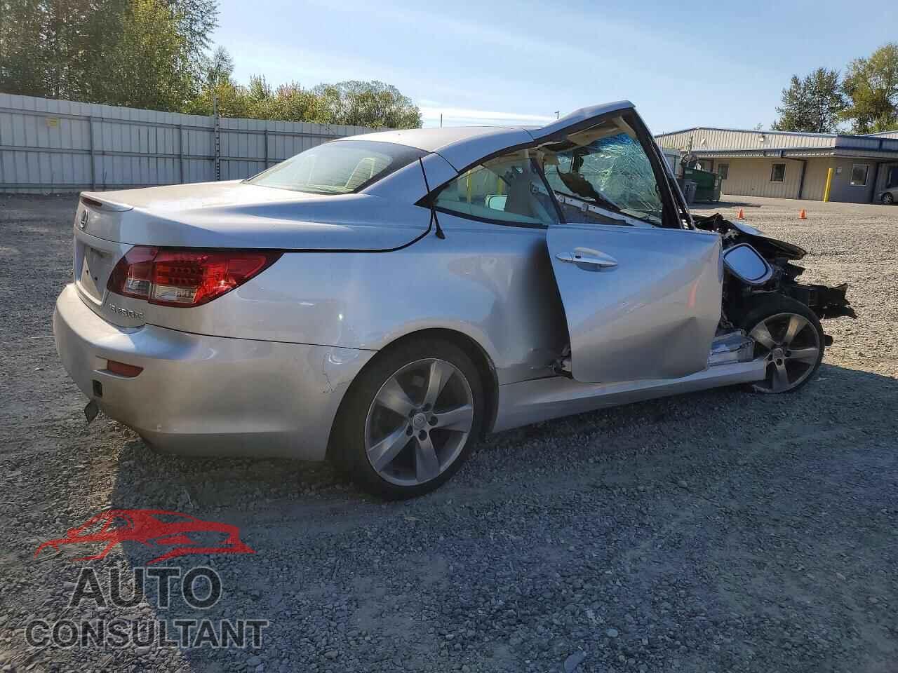 LEXUS IS 2011 - JTHFF2C28B2520003