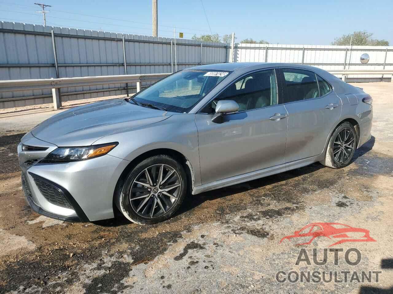 TOYOTA CAMRY 2023 - 4T1G11AK6PU766721