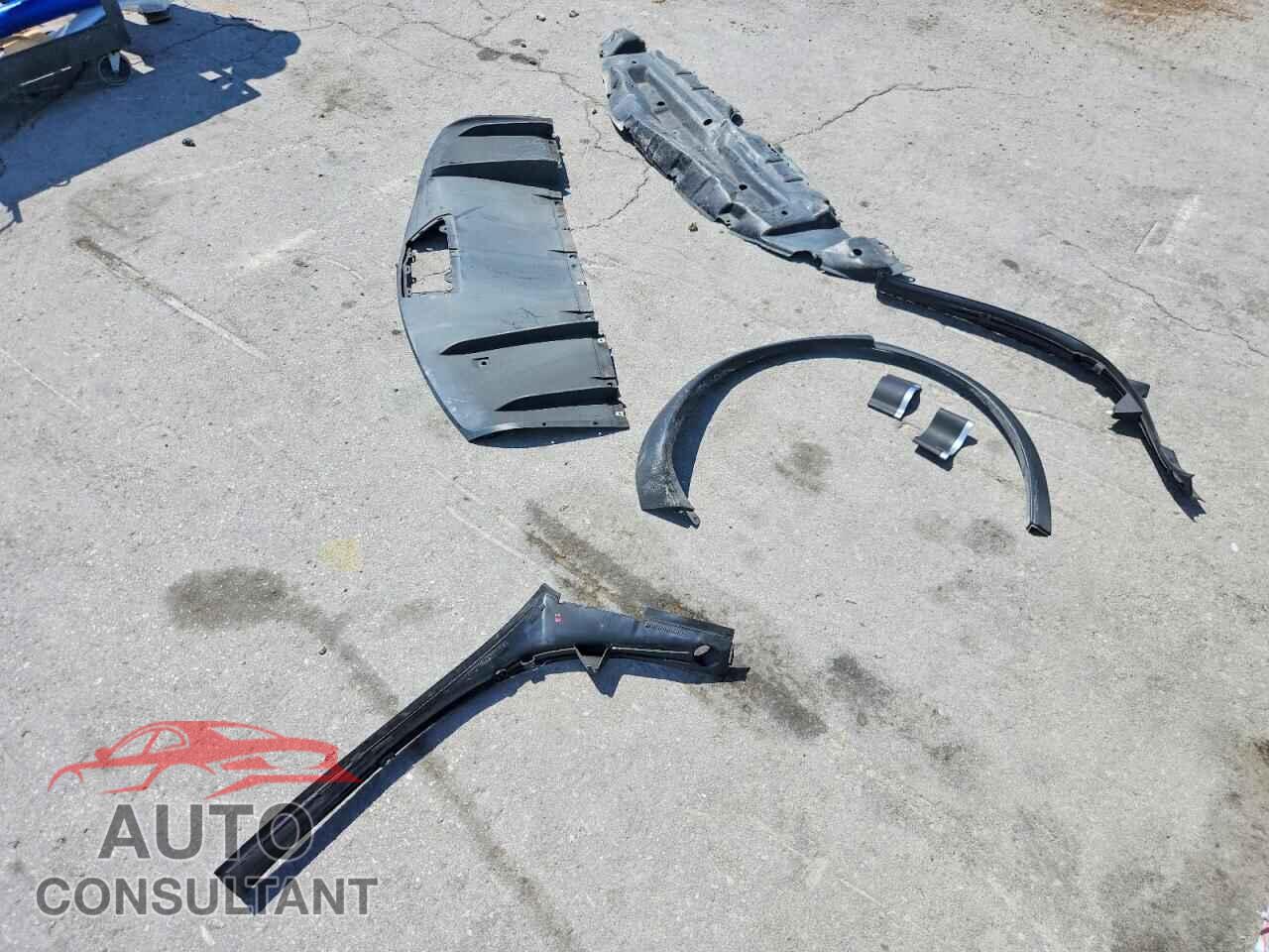 TESLA MODEL X 2017 - 5YJXCBE24HF044673