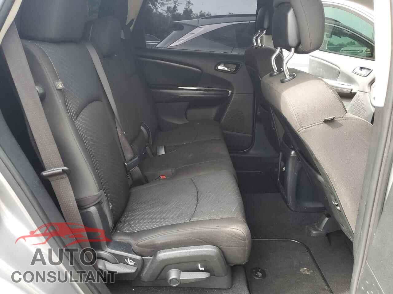 DODGE JOURNEY 2018 - 3C4PDCBB0JT439657