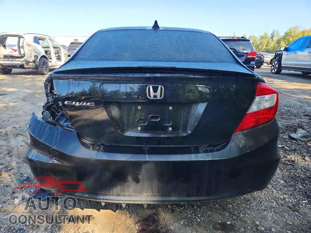 HONDA CIVIC 2012 - 2HGFB2E47CH021635
