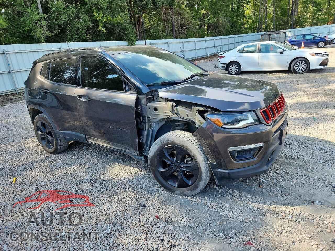 JEEP COMPASS 2018 - 3C4NJDBB6JT304155