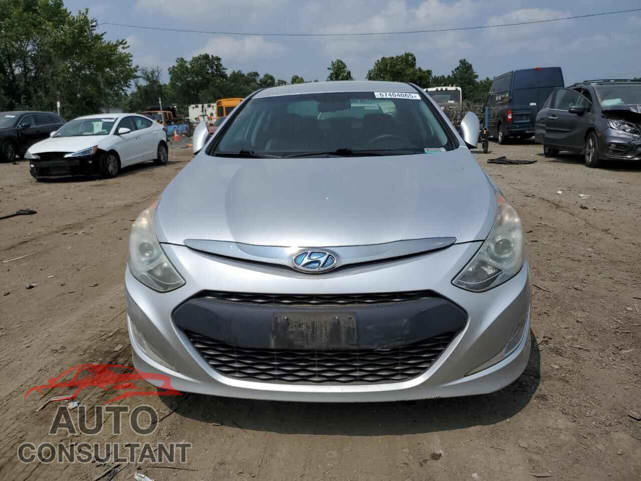 HYUNDAI SONATA 2011 - KMHEC4A44BA005474
