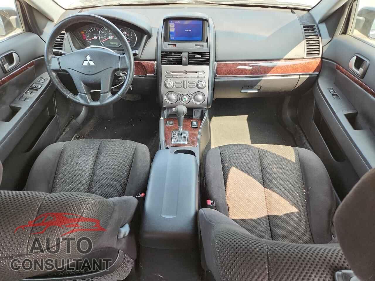 MITSUBISHI GALANT 2011 - 4A32B3FF2BE007003