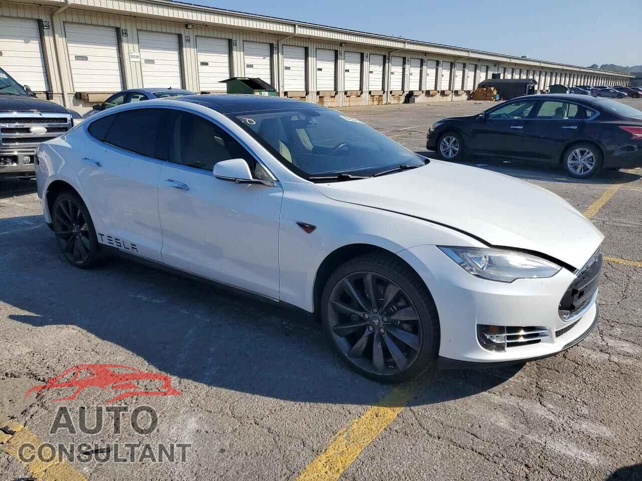 TESLA MODEL S 2013 - 5YJSA1DP0DFP06976