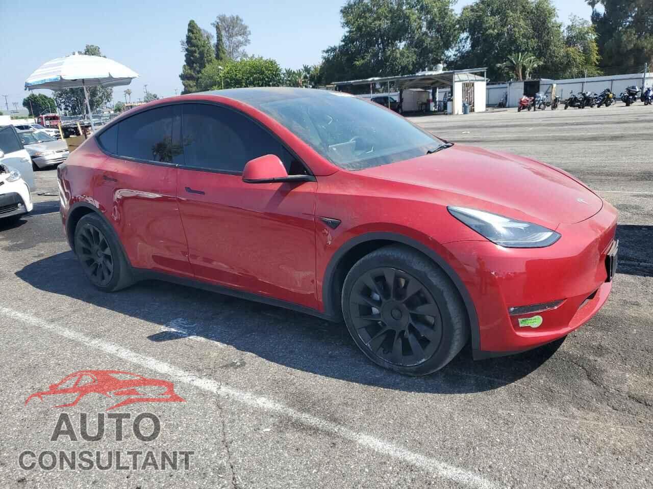 TESLA MODEL Y 2023 - 7SAYGAEE2PF627757