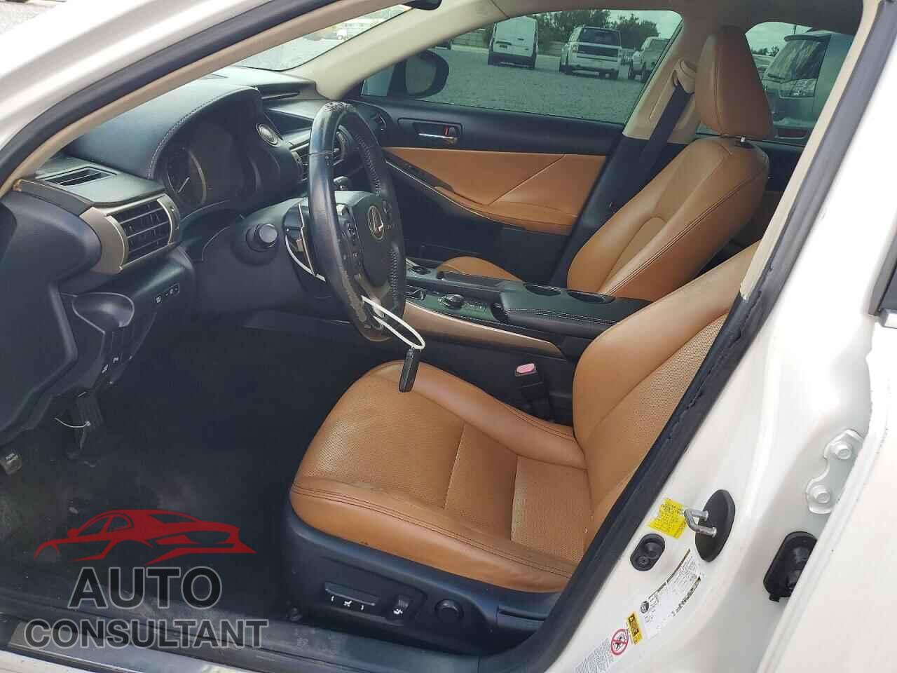 LEXUS IS 2014 - JTHBF1D24E5029695