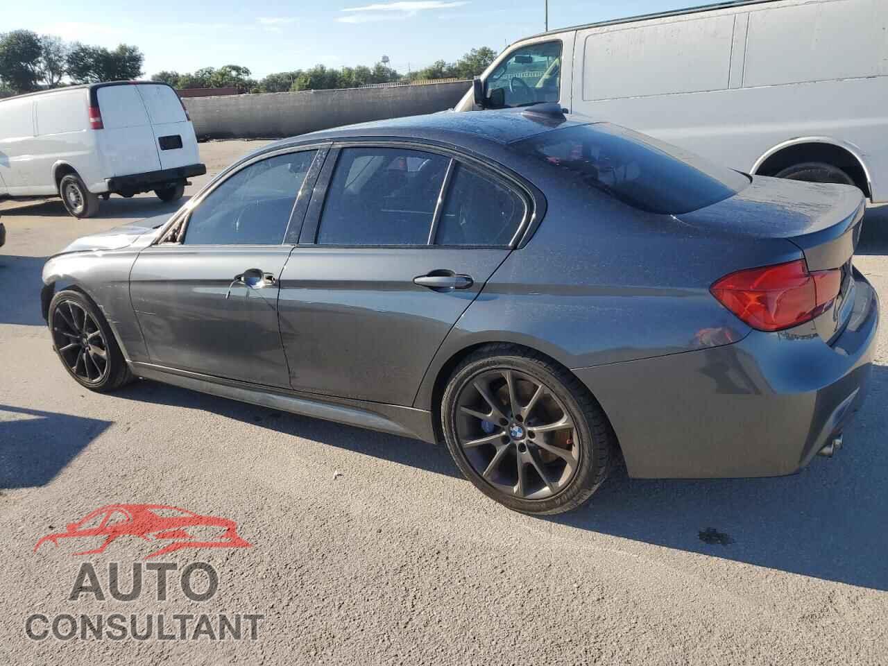 BMW 3 SERIES 2016 - WBA8E9G59GNT83392