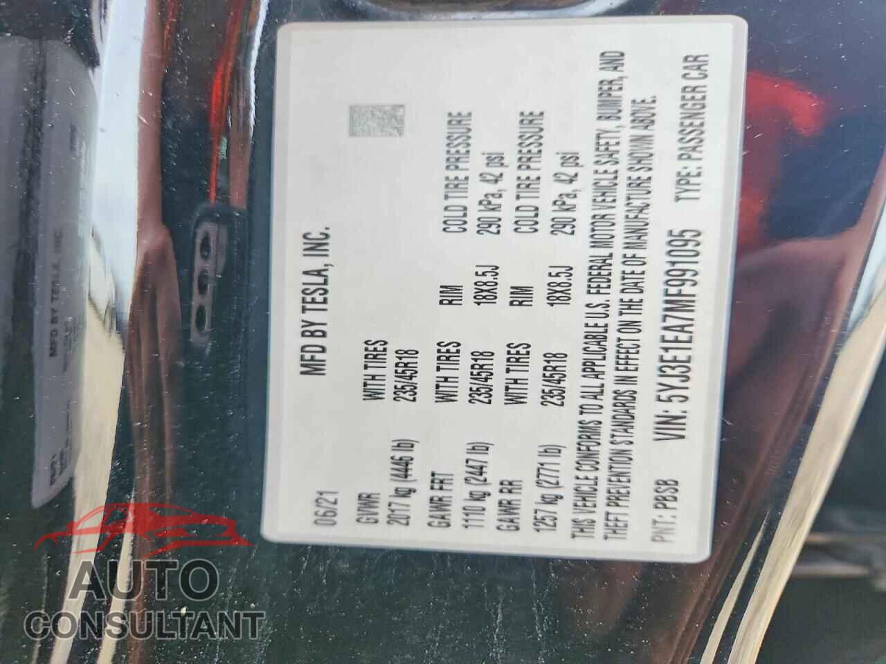 TESLA MODEL 3 2021 - 5YJ3E1EA7MF991095