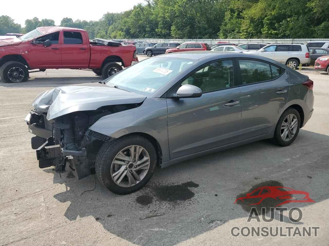 HYUNDAI ELANTRA 2019 - 5NPD84LF3KH428703