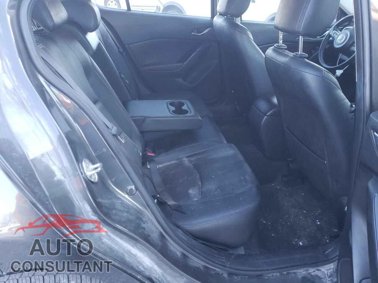 MAZDA 3 2017 - JM1BN1M38H1131560