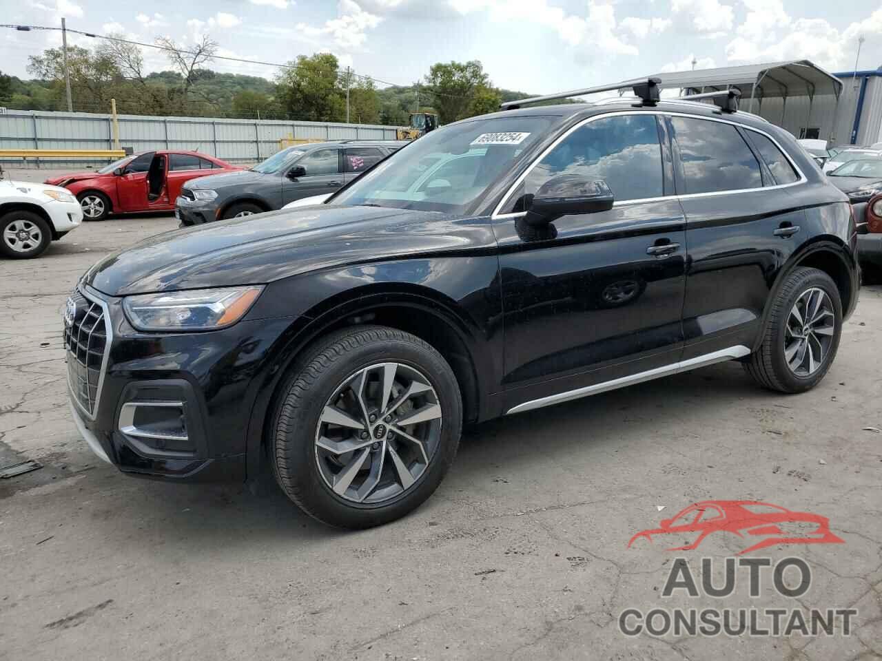 AUDI Q5 2021 - WA1BAAFY8M2011678