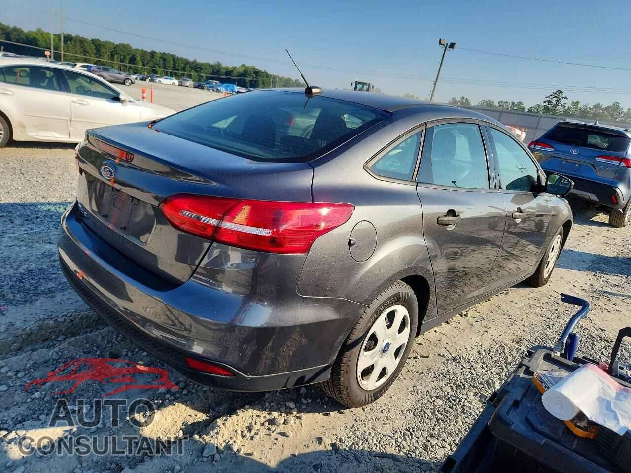 FORD FOCUS 2018 - 1FADP3E28JL259804