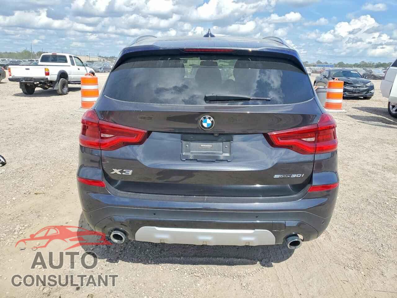 BMW X3 2019 - 5UXTR7C52KLF30007