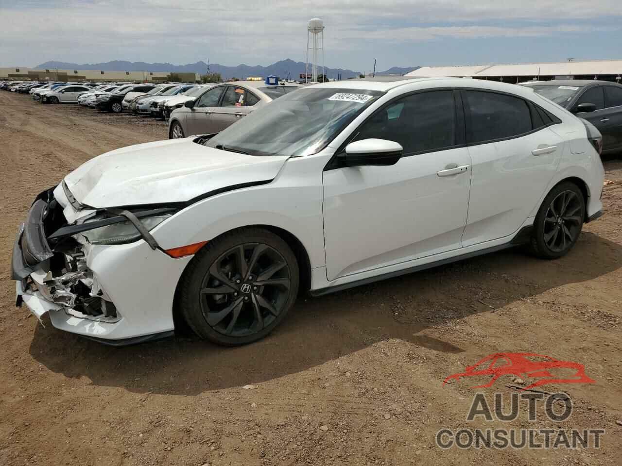 HONDA CIVIC 2018 - SHHFK7H93JU209380