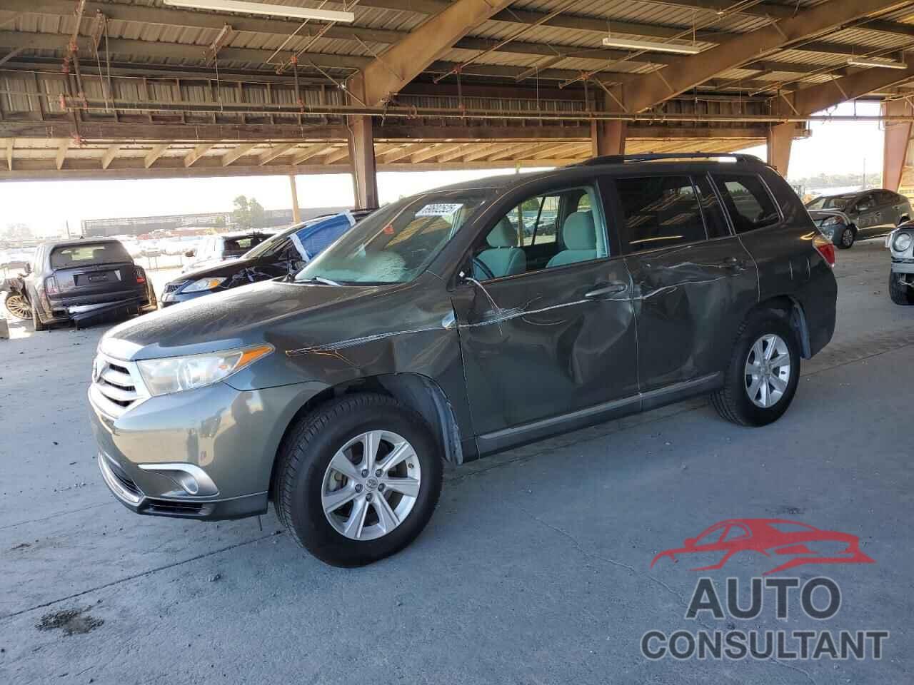 TOYOTA HIGHLANDER 2013 - 5TDBK3EH6DS270761