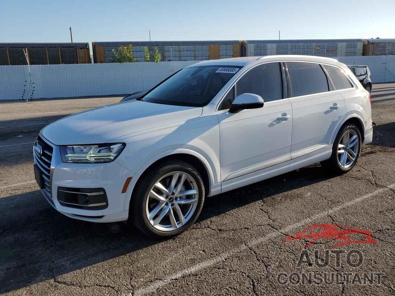 AUDI Q7 2017 - WA1VAAF78HD024087