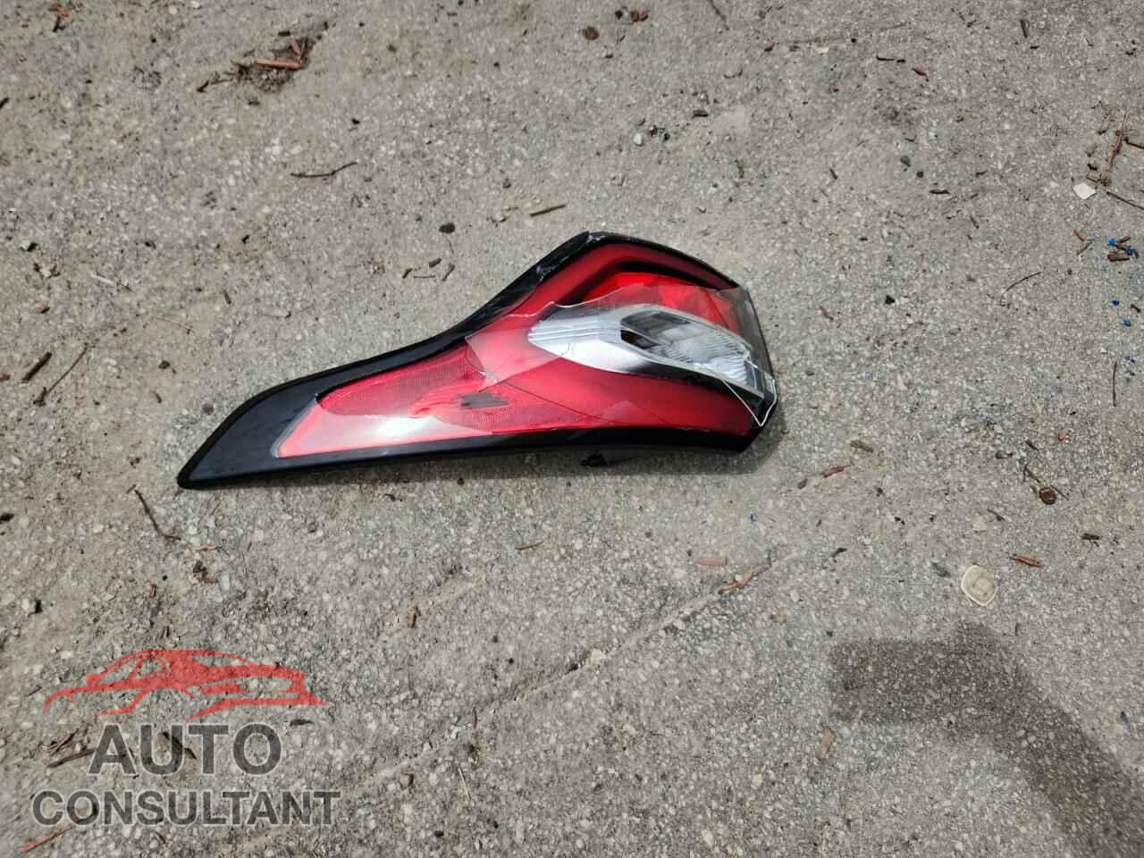 FORD ESCAPE 2017 - 1FMCU0GD6HUC77360